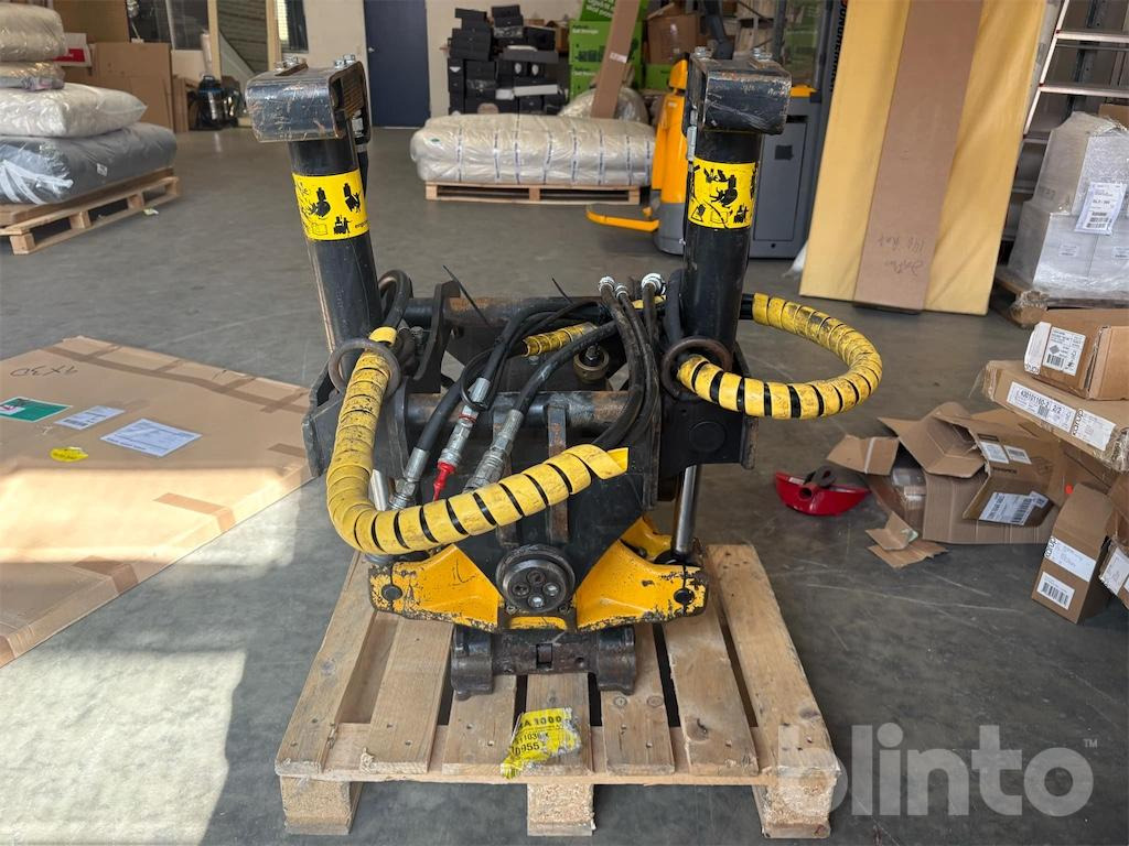 Engcon ec209 - Tiltrotator: picture 1 Engcon ec209 - Tiltrotator: picture 1