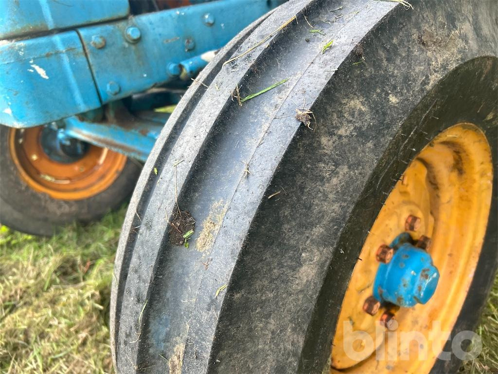 Farm tractor Fordson Power Major (1953): picture 16