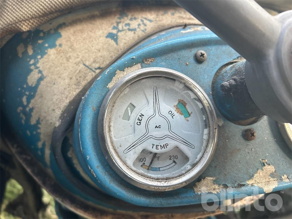 Farm tractor Fordson Power Major (1953): picture 32