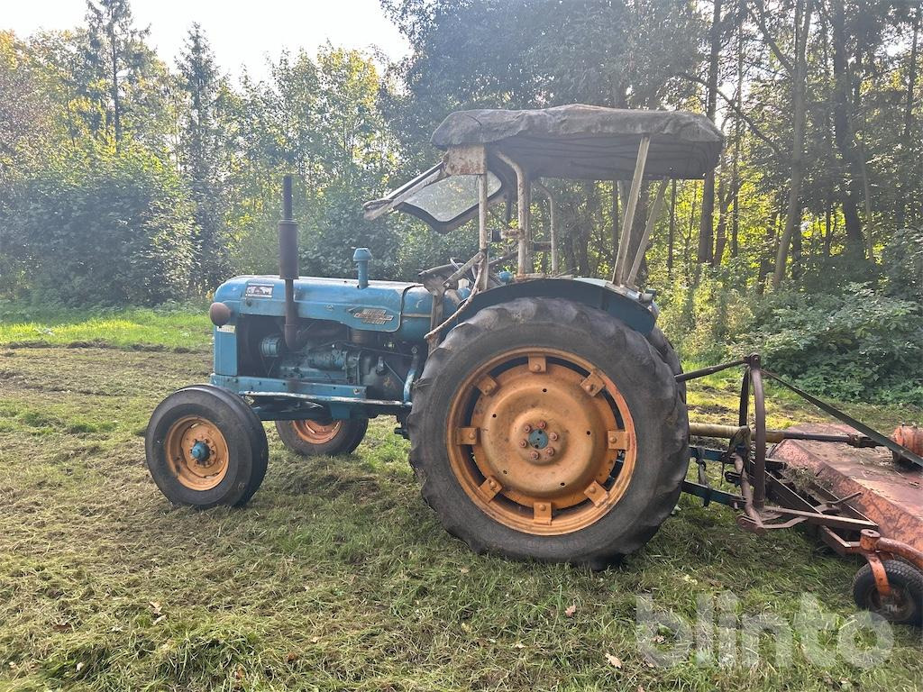 Farm tractor Fordson Power Major (1953): picture 11
