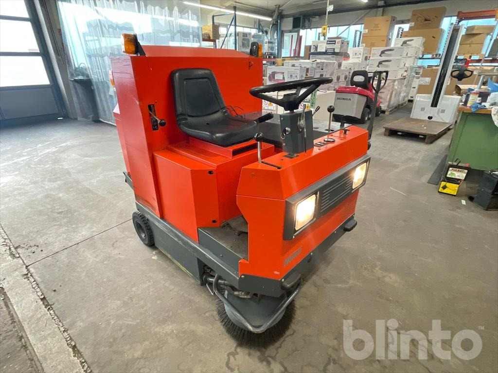 HAKO Jonas 1150 DH (2006) - Industrial sweeper: picture 2 HAKO Jonas 1150 DH (2006) - Industrial sweeper: picture 2