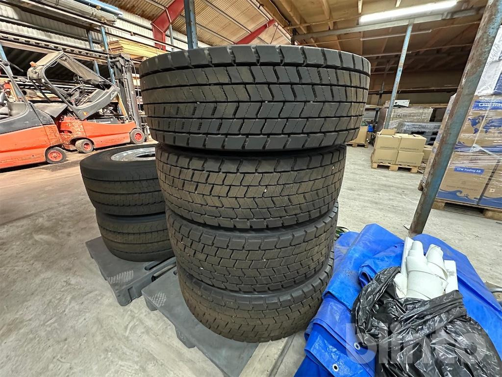 Hankook & Continental - Wheel and tire package: picture 1 Hankook & Continental - Wheel and tire package: picture 1