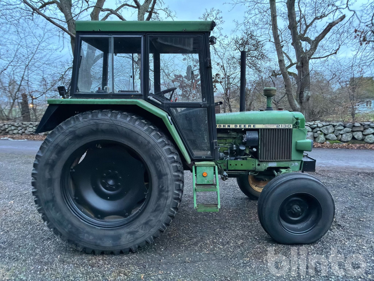 JOHN DEERE 2130 - Farm tractor: picture 4 JOHN DEERE 2130 - Farm tractor: picture 4