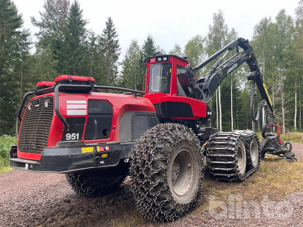 Komatsu 951 XH - Forestry harvester: picture 4 Komatsu 951 XH - Forestry harvester: picture 4