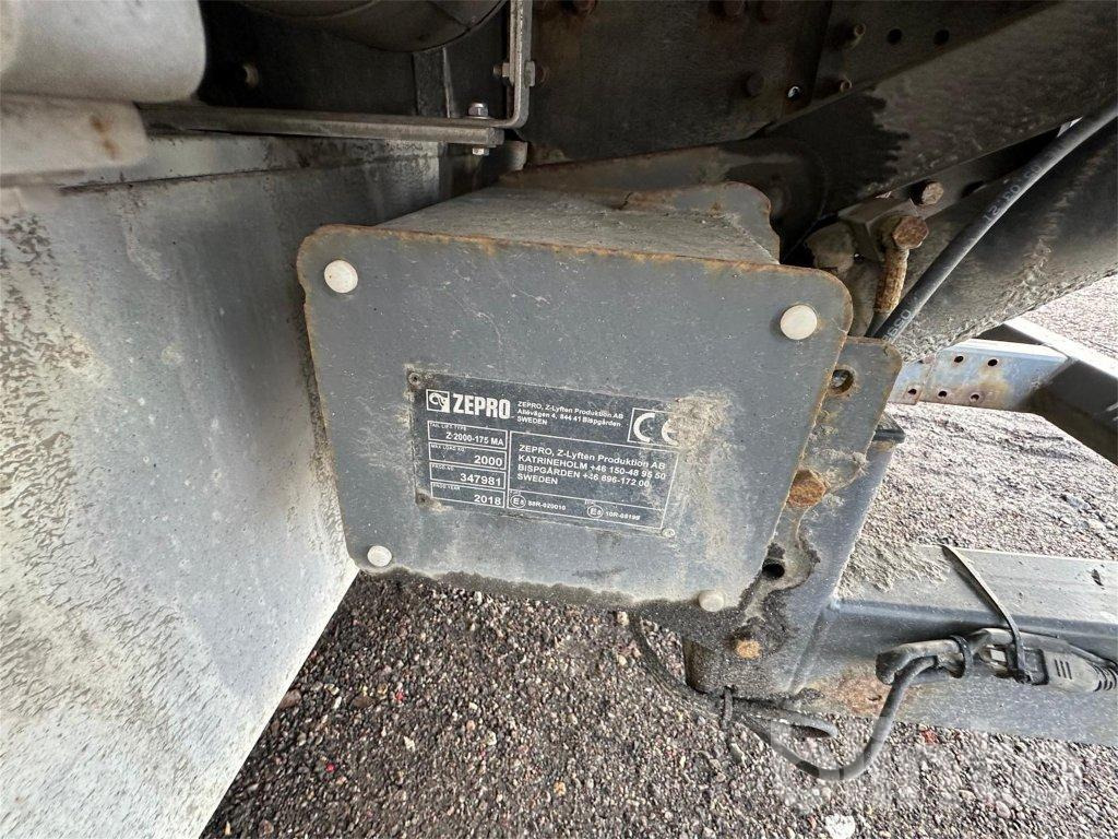 Krone - Aggregat & Bakgavellift - Refrigerator swap body: picture 3 Krone - Aggregat & Bakgavellift - Refrigerator swap body: picture 3