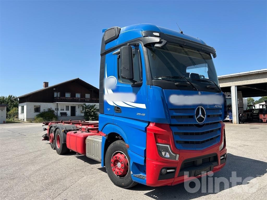 Mercedes-Benz Actros 2545 (2017) - Container transporter/ Swap body truck: picture 2 Mercedes-Benz Actros 2545 (2017) - Container transporter/ Swap body truck: picture 2