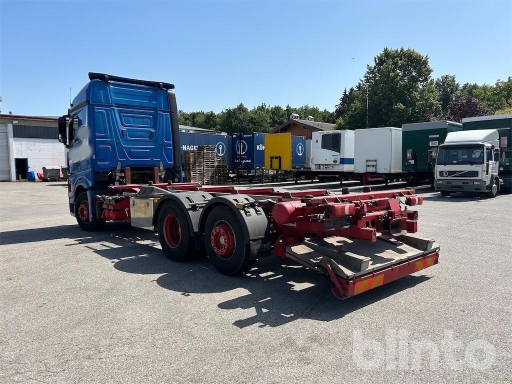 Mercedes-Benz Actros 2545 (2017) - Container transporter/ Swap body truck: picture 4 Mercedes-Benz Actros 2545 (2017) - Container transporter/ Swap body truck: picture 4