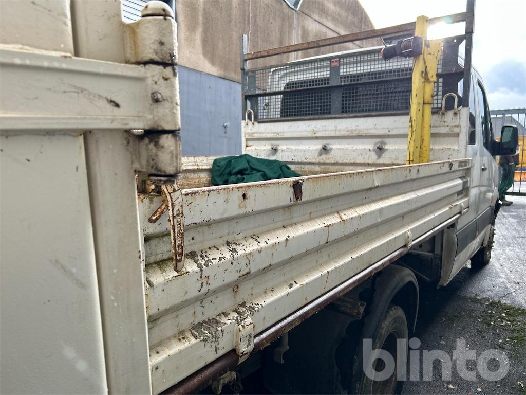 Mercedes-Benz Sprinter (2012) - Flatbed van: picture 4 Mercedes-Benz Sprinter (2012) - Flatbed van: picture 4