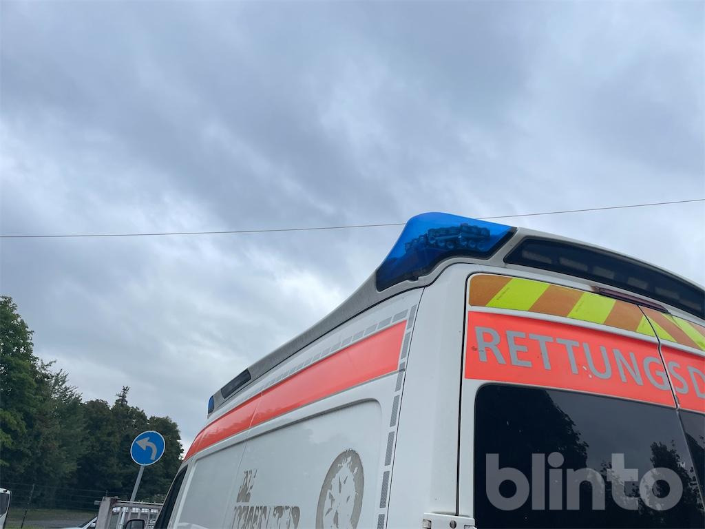 Ambulance Mercedes Benz Sprinter 316D: picture 20