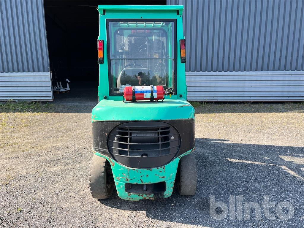 Diesel forklift Mitsubishi FD30K: picture 6