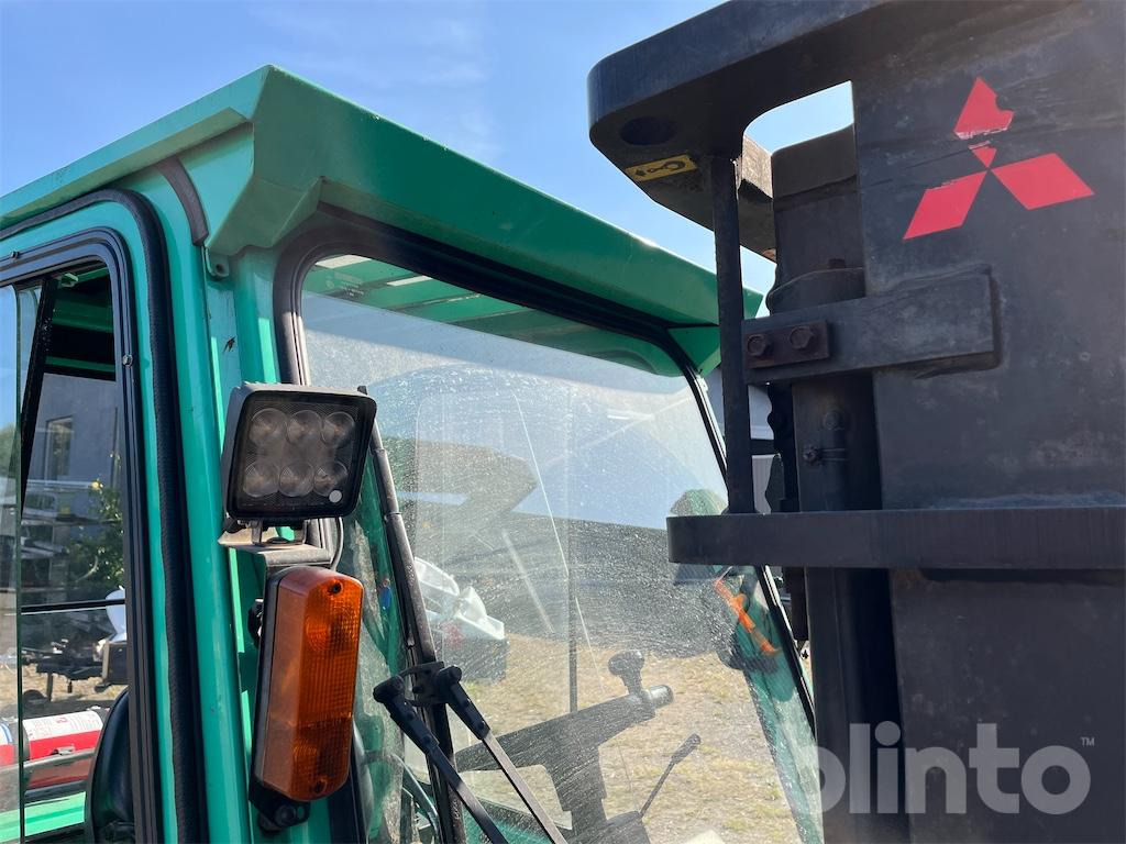 Diesel forklift Mitsubishi FD30K: picture 21