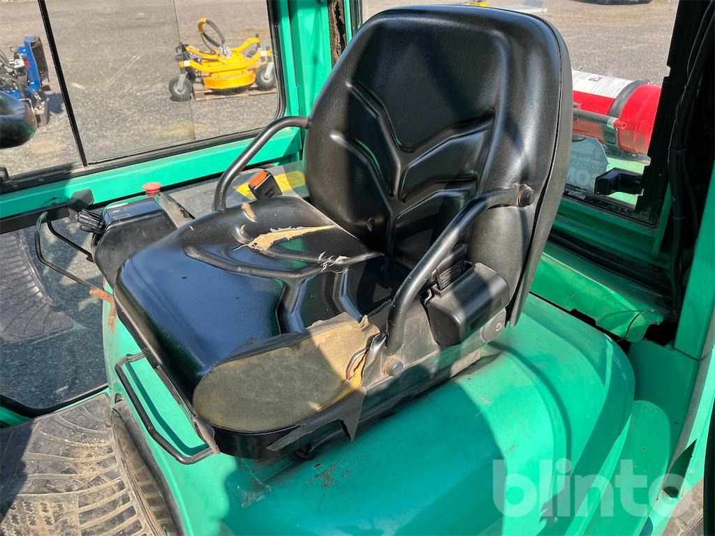 Diesel forklift Mitsubishi FD30K: picture 43
