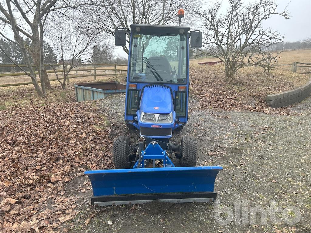 Iseki TXG23 - 4 redskap - 259 timmar - Municipal/ Special vehicle: picture 2 Iseki TXG23 - 4 redskap - 259 timmar - Municipal/ Special vehicle: picture 2