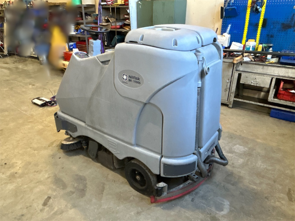 Nilfisk BR 1100S - Scrubber dryer: picture 3 Nilfisk BR 1100S - Scrubber dryer: picture 3