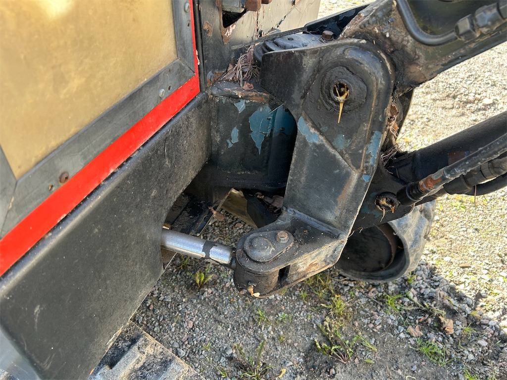 Mini excavator Nissan N120: picture 38