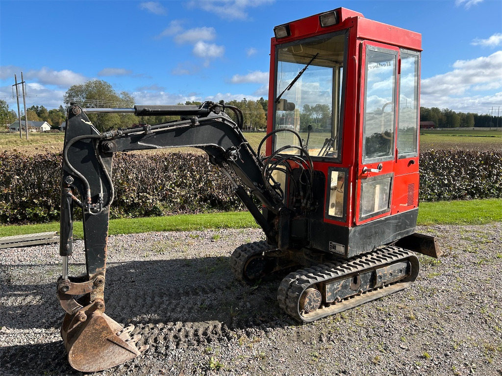 Mini excavator Nissan N120: picture 7