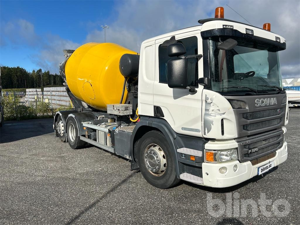 SCANIA P370LB6X2*4MNA - Concrete mixer truck: picture 3 SCANIA P370LB6X2*4MNA - Concrete mixer truck: picture 3