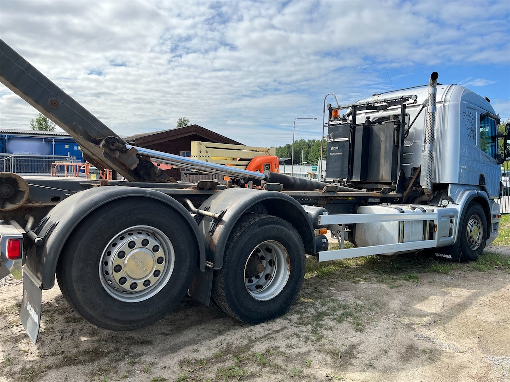 SCANIA P400LB6X2*4HNB - Hook lift truck: picture 5 SCANIA P400LB6X2*4HNB - Hook lift truck: picture 5