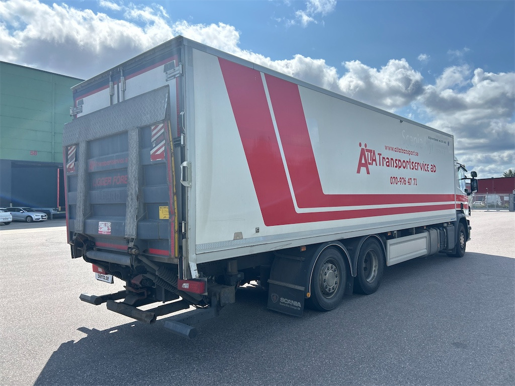 SCANIA P450LB6X2*4MNB - Refrigerator truck: picture 4 SCANIA P450LB6X2*4MNB - Refrigerator truck: picture 4