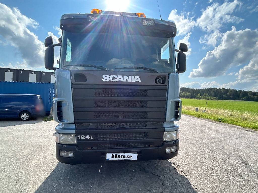 SCANIA R124 LB 6X2NA - Hook lift truck: picture 2 SCANIA R124 LB 6X2NA - Hook lift truck: picture 2