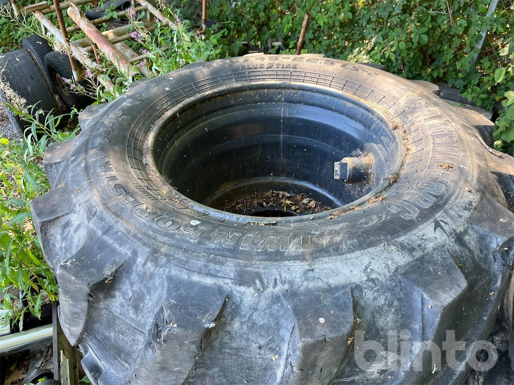 Trelleborg 650/45-22.5 - Wheel and tire package for Excavator: picture 4 Trelleborg 650/45-22.5 - Wheel and tire package for Excavator: picture 4