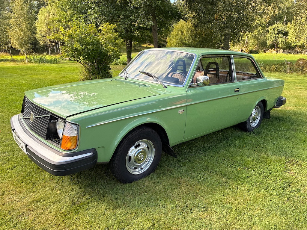 VOLVO 242-1161111 E - Car: picture 1 VOLVO 242-1161111 E - Car: picture 1