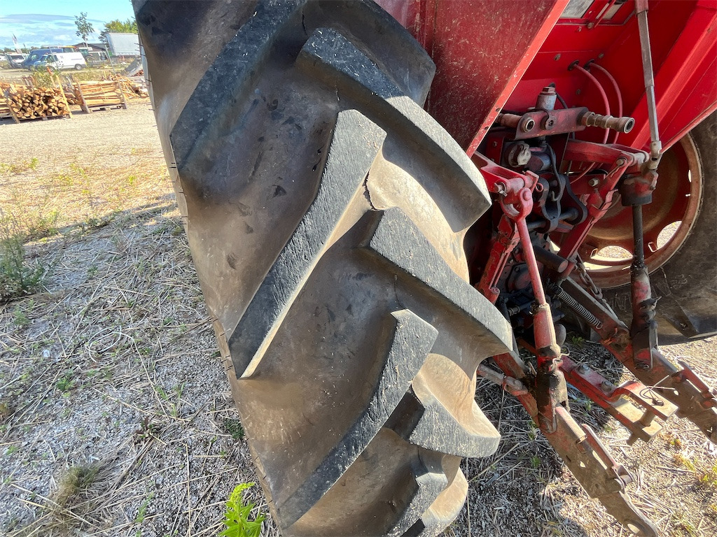 Farm tractor VOLVO-BM T 500: picture 10