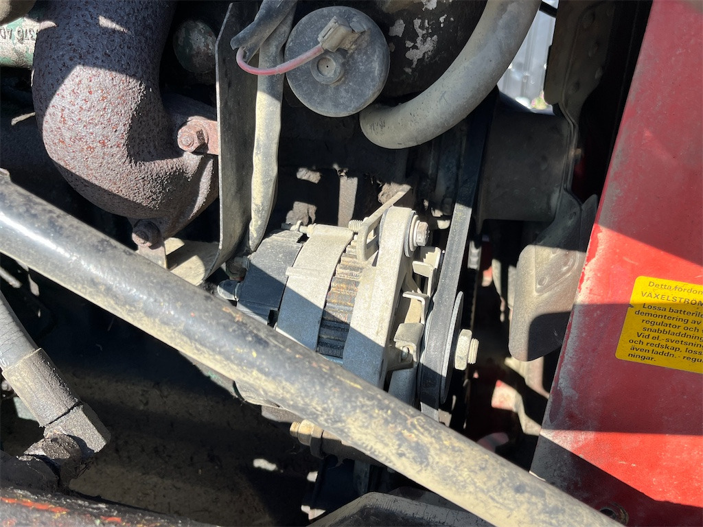 Farm tractor VOLVO-BM T 500: picture 44