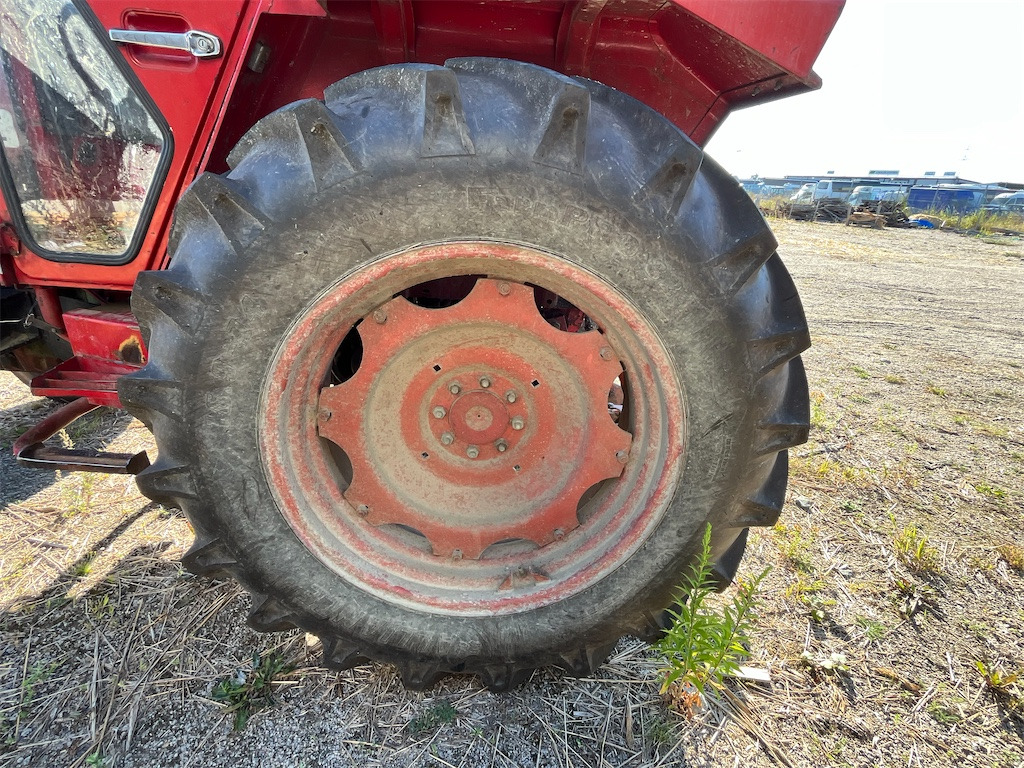 Farm tractor VOLVO-BM T 500: picture 9