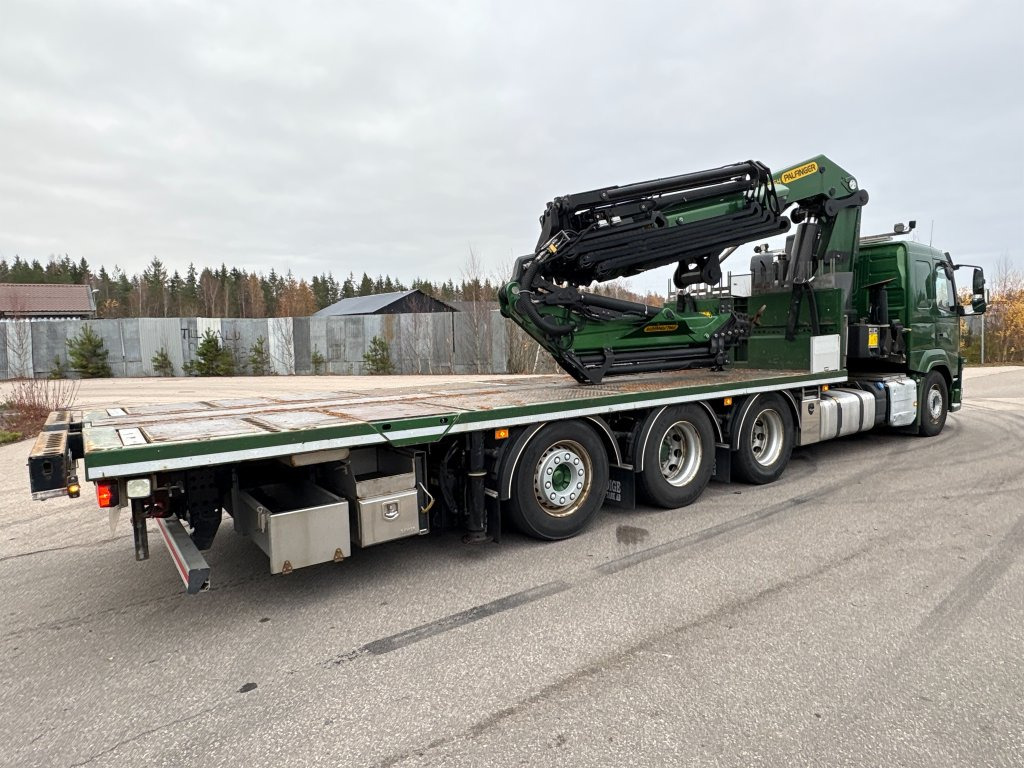 VOLVO - Dropside/ Flatbed truck, Crane truck: picture 5 VOLVO - Dropside/ Flatbed truck, Crane truck: picture 5