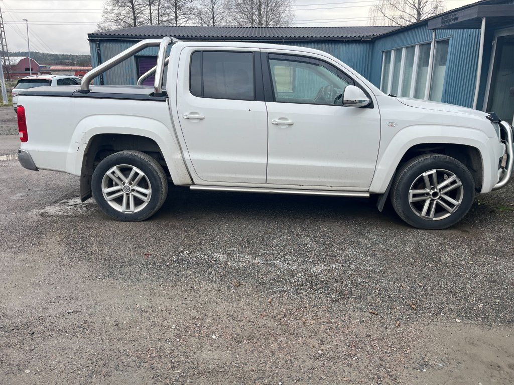 VW Amarok TDI 4Motion - Pickup truck: picture 4 VW Amarok TDI 4Motion - Pickup truck: picture 4