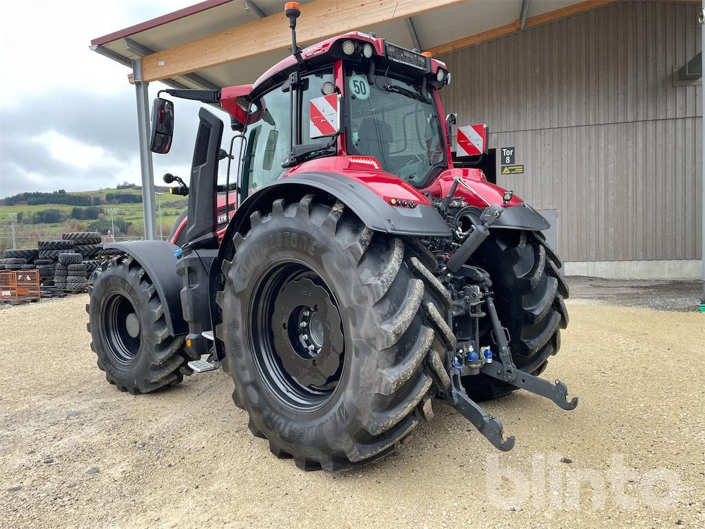 Valtra Q305 (2023) - Farm tractor: picture 4 Valtra Q305 (2023) - Farm tractor: picture 4