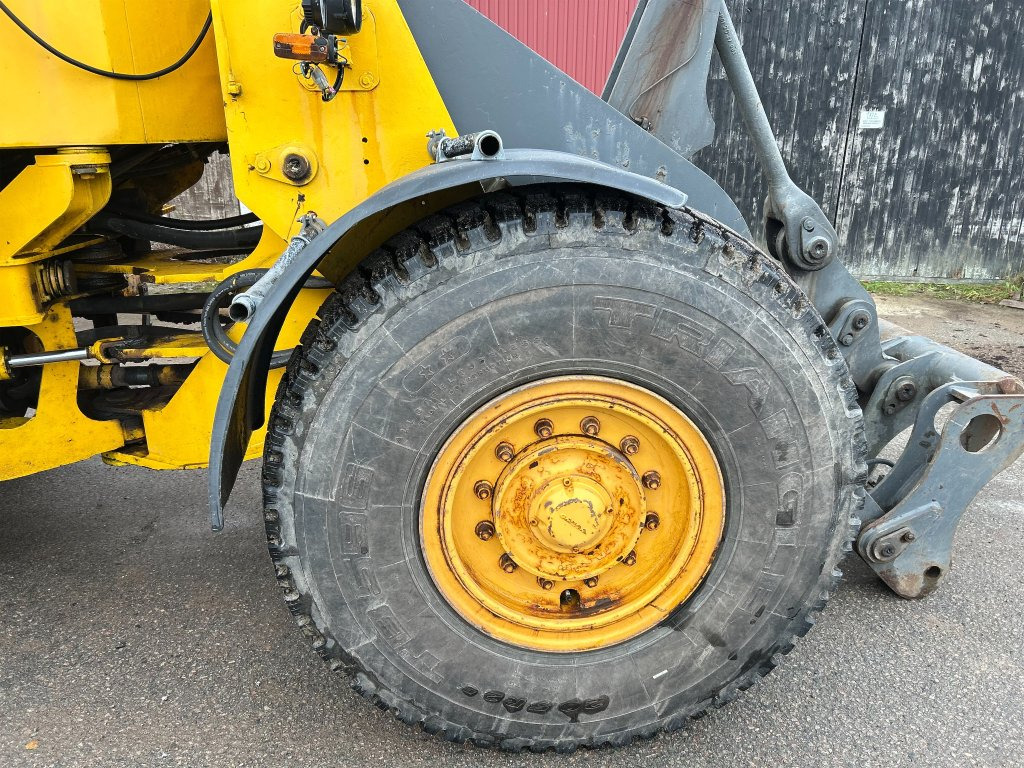 Wheel loader Volvo BM L90C: picture 25 Wheel loader Volvo BM L90C: picture 25