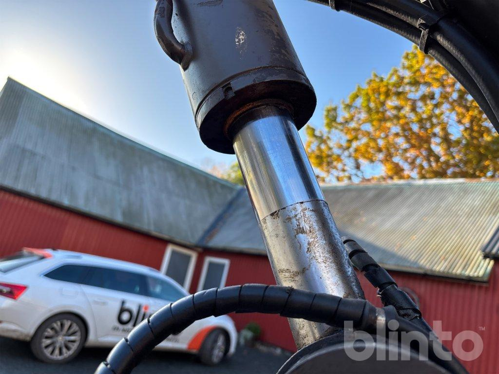 Mini excavator Volvo EW70: picture 23 Mini excavator Volvo EW70: picture 23