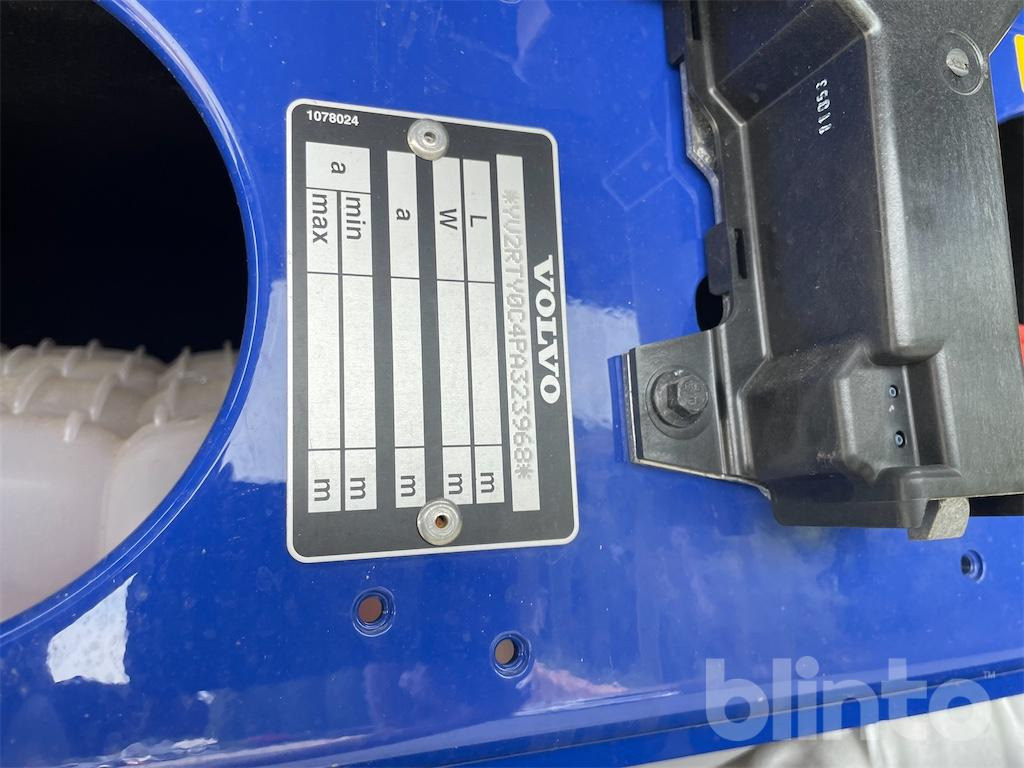 Cab chassis truck Volvo FH 460 FG 6x2 (2023): picture 12