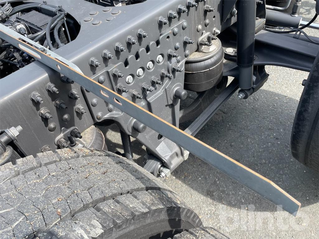 Cab chassis truck Volvo FH 460 FG 6x2 (2023): picture 43