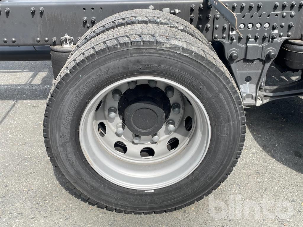 Cab chassis truck Volvo FH 460 FG 6x2 (2023): picture 39