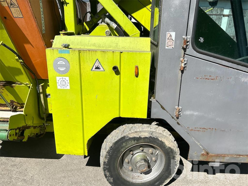 Forage mixer wagon Walker DMUW Bulldog (1998): picture 16