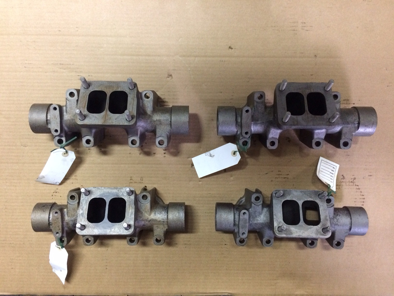 COLLETTORE CENTRALE DI SCARICO MAN 51081020634 - Exhaust manifold: picture 1 COLLETTORE CENTRALE DI SCARICO MAN 51081020634 - Exhaust manifold: picture 1