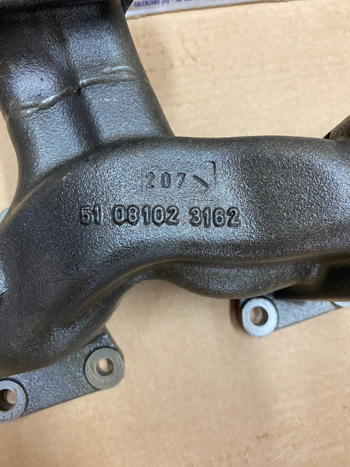 COLLETTORE SCARICO CENTRALE MAN - 51081020369 - Exhaust manifold: picture 2 COLLETTORE SCARICO CENTRALE MAN - 51081020369 - Exhaust manifold: picture 2