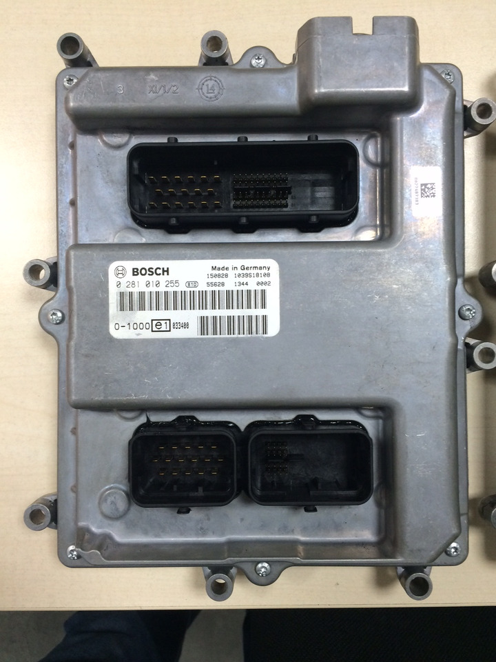 DISPOSITIVO COMANDO EDC BOSCH 0281010255 - ECU for Truck: picture 1 DISPOSITIVO COMANDO EDC BOSCH 0281010255 - ECU for Truck: picture 1
