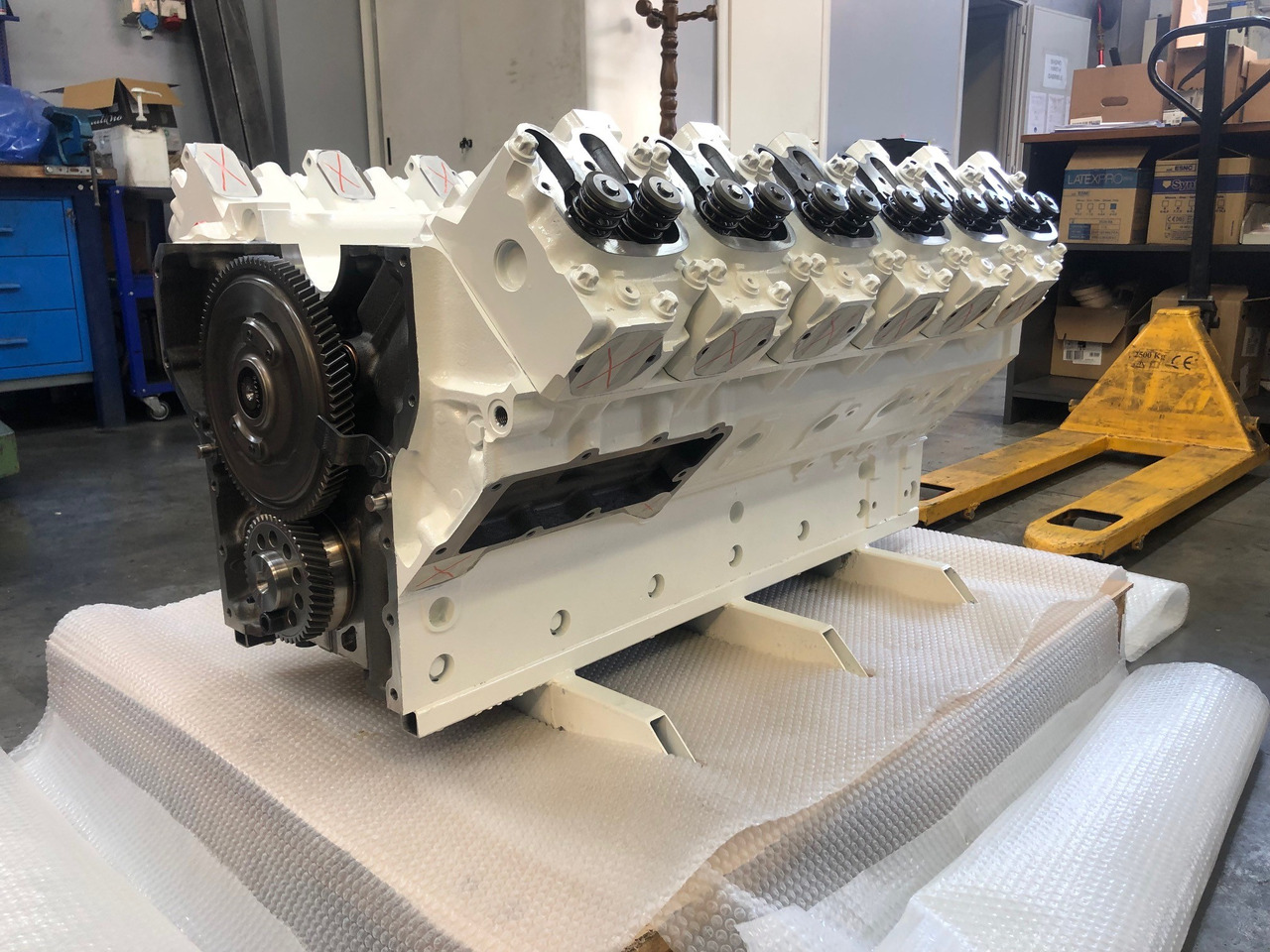 LONGBLOCK MAN D2842LE / D2842 LE - Cylinder block: picture 2 LONGBLOCK MAN D2842LE / D2842 LE - Cylinder block: picture 2