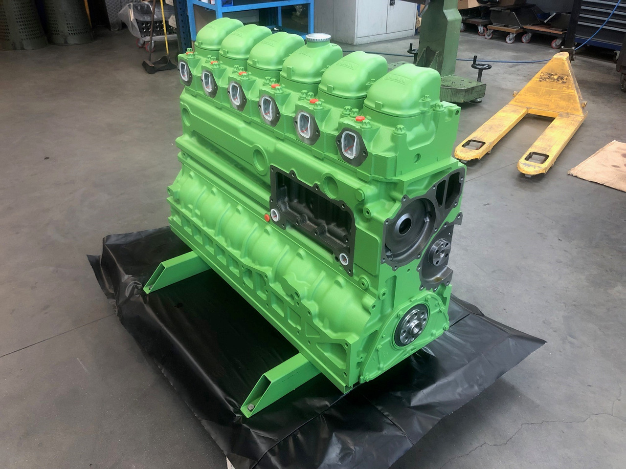 LONGBLOCK MAN D2876LE301 / D2876 LE301 - Cylinder block: picture 1 LONGBLOCK MAN D2876LE301 / D2876 LE301 - Cylinder block: picture 1