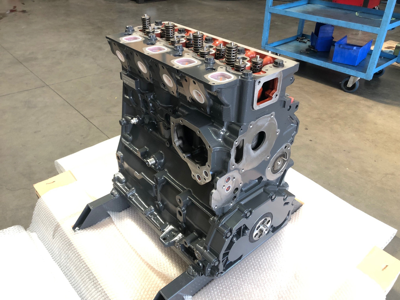 LONGBLOCK MERCEDES OM924LA / MERCEDES OM924 LA - Cylinder block: picture 1 LONGBLOCK MERCEDES OM924LA / MERCEDES OM924 LA - Cylinder block: picture 1