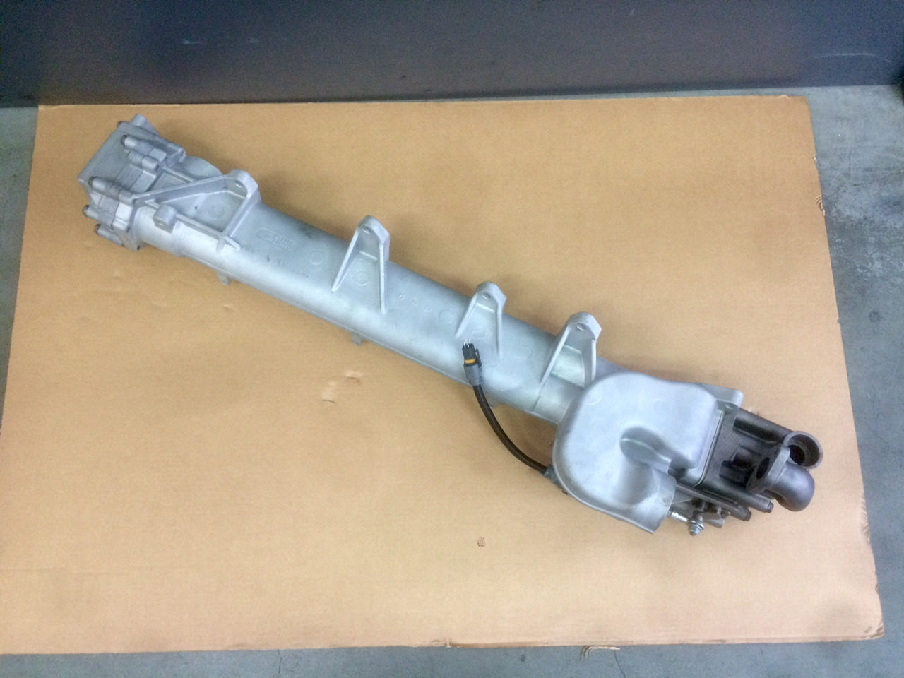 MODULO EGR (modulo ricircolo gas di scarico) - Motori MAN D2066 / D2676 - Euro 3 / Euro 4 - RIF. MAN 51081007047 - 51081007060 - 51081007063 - 51081007196 - EGR cooler: picture 4 MODULO EGR (modulo ricircolo gas di scarico) - Motori MAN D2066 / D2676 - Euro 3 / Euro 4 - RIF. MAN 51081007047 - 51081007060 - 51081007063 - 51081007196 - EGR cooler: picture 4
