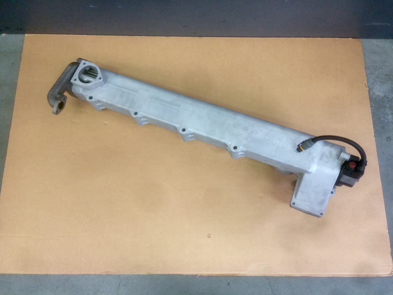 MODULO EGR (modulo ricircolo gas di scarico) - Motori MAN D2876 Common Rail - Euro 3 - RIF. MAN 51081007045 - 51081007054 - 51081007057 - 51081007087 - EGR cooler: picture 5 MODULO EGR (modulo ricircolo gas di scarico) - Motori MAN D2876 Common Rail - Euro 3 - RIF. MAN 51081007045 - 51081007054 - 51081007057 - 51081007087 - EGR cooler: picture 5