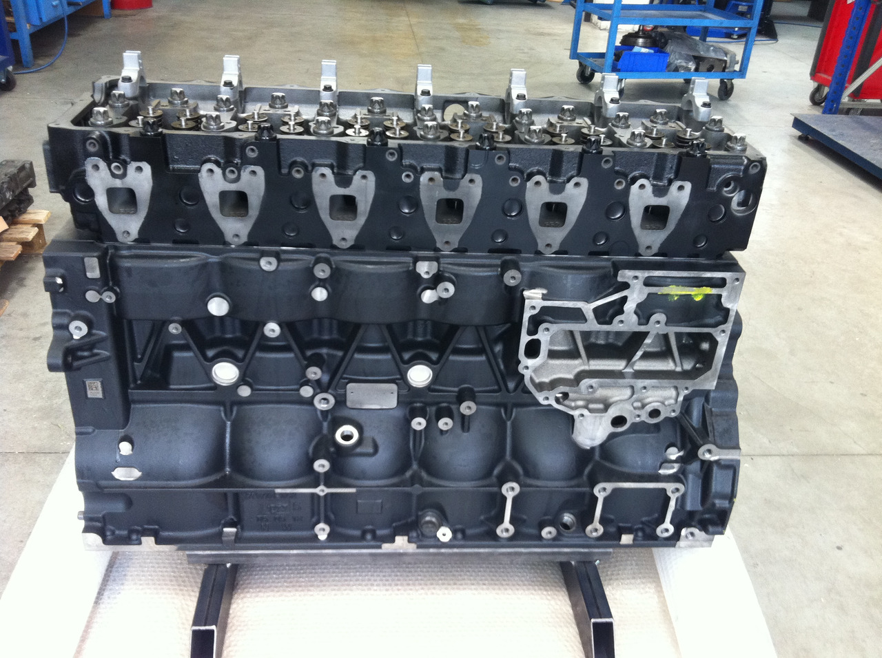 MOTORE MAN D2066LF06 - 400CV - EURO 2 - Engine: picture 2 MOTORE MAN D2066LF06 - 400CV - EURO 2 - Engine: picture 2