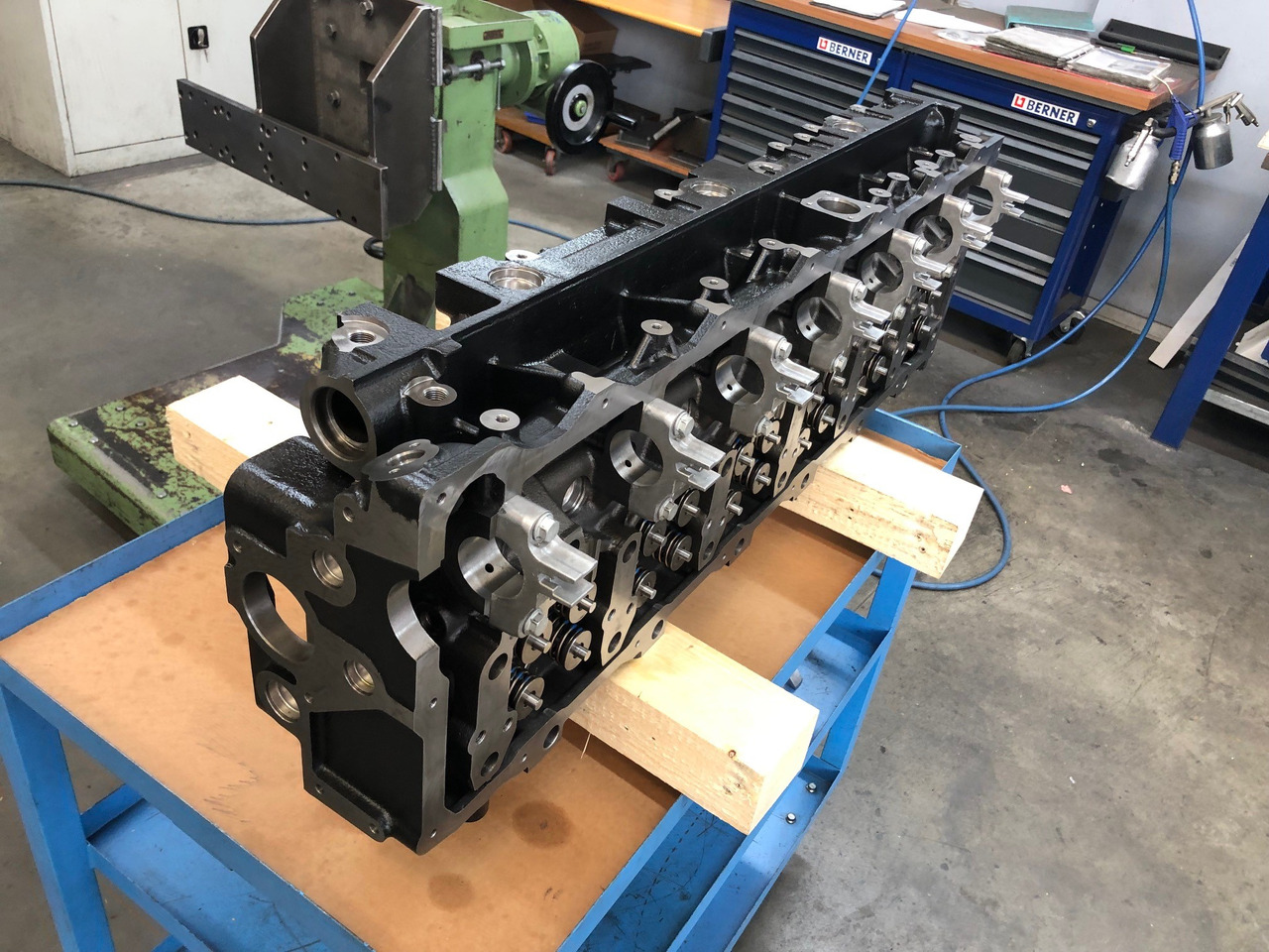 TESTATA MOTORE MAN D2676 EURO6C - Cylinder head: picture 2 TESTATA MOTORE MAN D2676 EURO6C - Cylinder head: picture 2