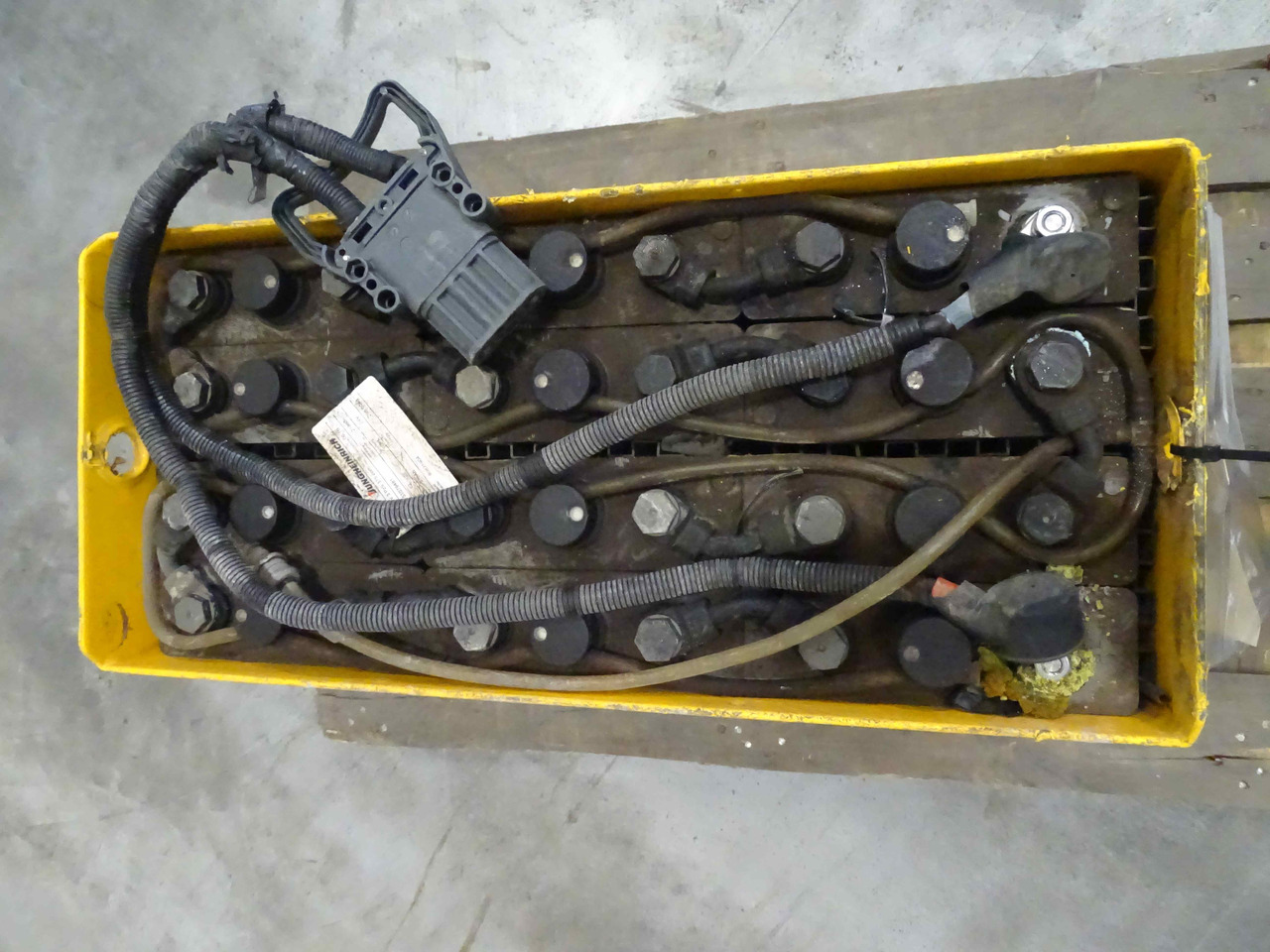 Jungheinrich 24V375AH - Battery for Material handling equipment: picture 3 Jungheinrich 24V375AH - Battery for Material handling equipment: picture 3