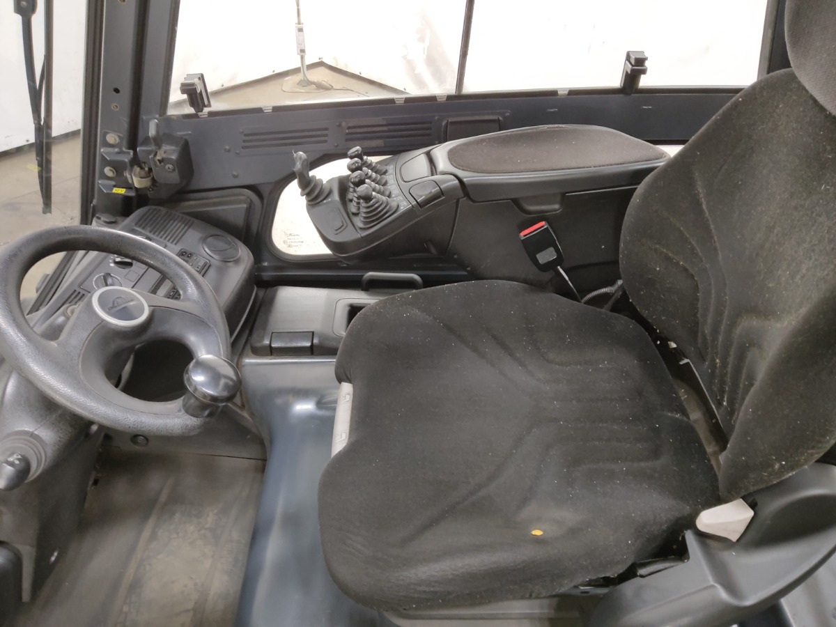 Linde E30HL-01/600 - Electric forklift: picture 3 Linde E30HL-01/600 - Electric forklift: picture 3